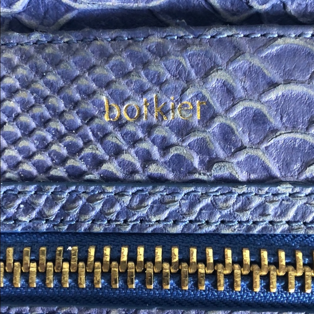 Botkier Trigger Satchel - image 4
